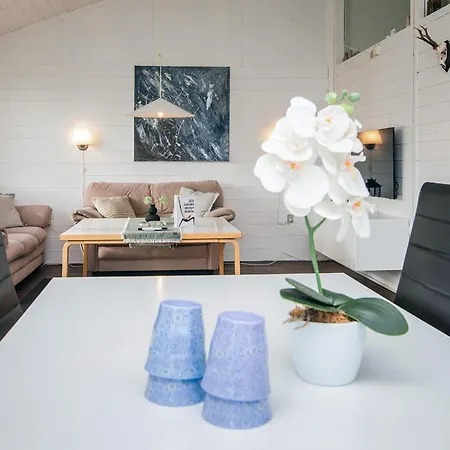 5 Person In Aabenraa-by Traum